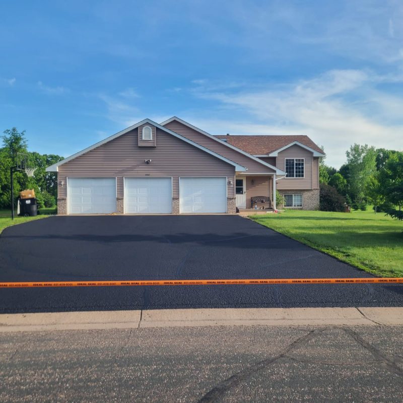 asphalt paving services northern twin cities area
